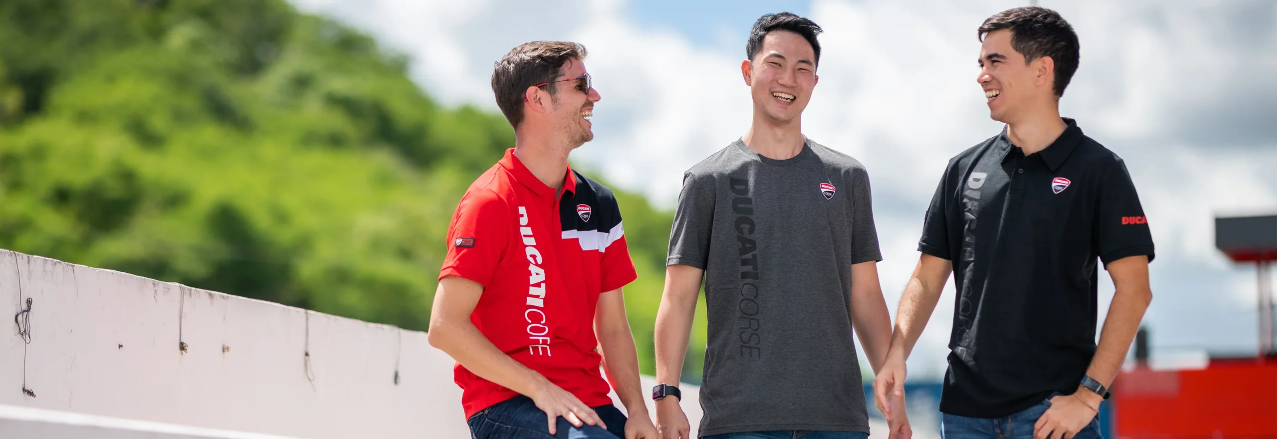 Viva Wear Closet Store -Viva Wear Closet Store PoloTops Shirts Web Banner 3840x1320 f3e88179 74b7 4e0a a4c6 12e17a03f88b scaled